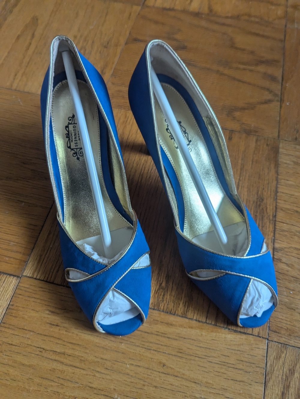 Rare vintage Lulu Guinness Anthropologie blue suede & gold peeptoe heels NIB 8